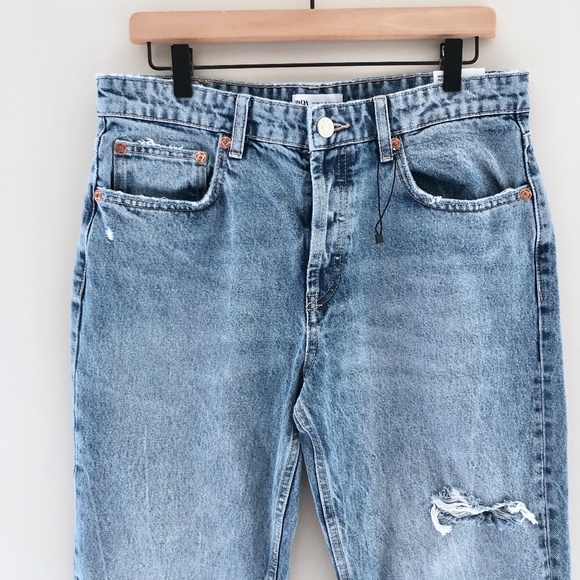 NWOT Zara Ripped Straight Jeans Size 10 - Picture 4 of 7